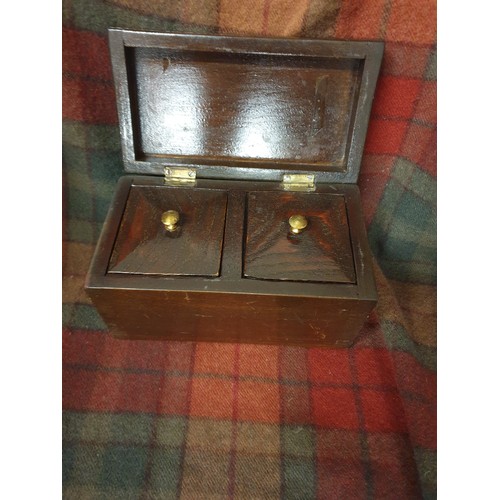 32 - Double Tea Caddy With Brass Knobs