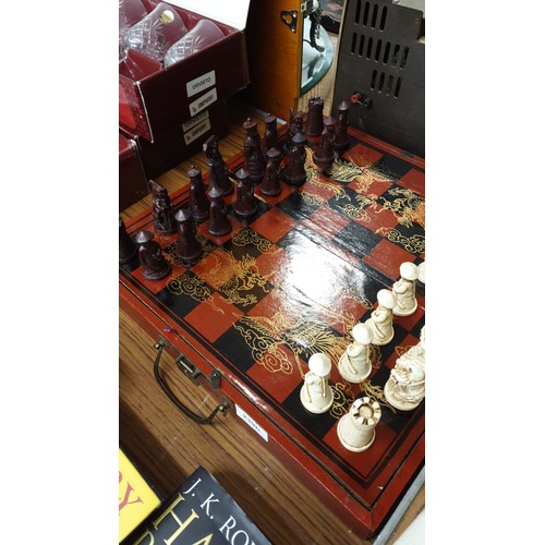 239b - Beautiful Chinese Chess Set With Dragon Pattern Chess Board Which Makes Into Suitcase To Hold Chess ... 