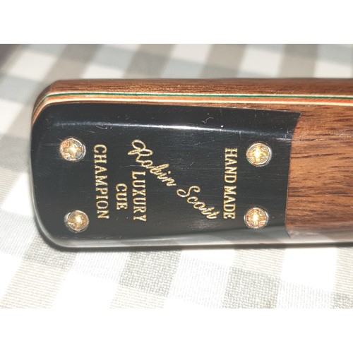 331 - Beautifully Crafted Hand Made Robin Scott Luxury Cue Champion in Fitted Case