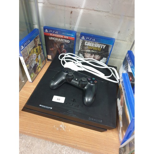 60 - PS4 CONSOLE AND GAMES