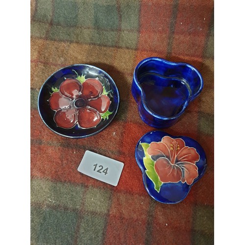 124 - Moorcroft Pin Dish And Trinket Box With Cover