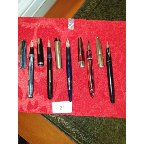 21 - 5 14ct Nib Pens To Include 2 Watermans  2 Sheaffer And  Eversharpe