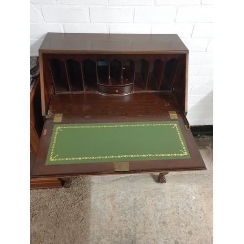 167 - Writing Bureau With Ball And Claw Feet