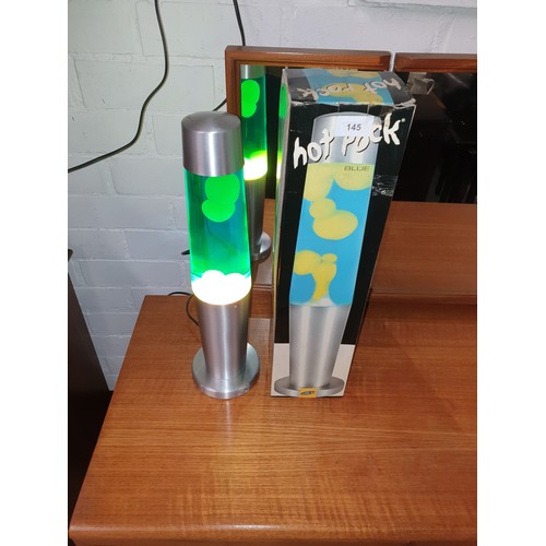 145 - New Hot Rock Oil Bubble Lava Lamp Boxed