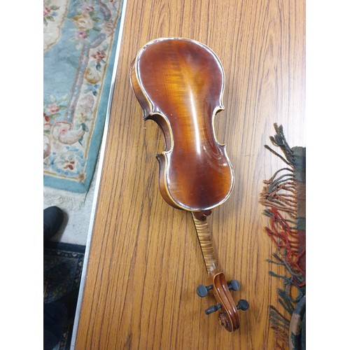 172 - Old Vintage Violin In Fitted Case