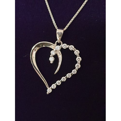 30 - Stunning Silver Box Link Chain With Silver  And Swarovski Crystal  Heart Pendant