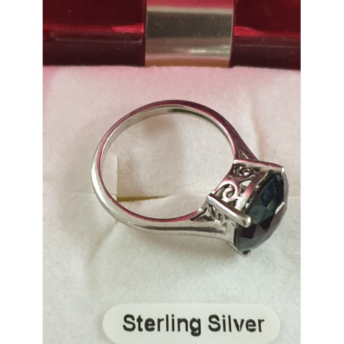 87 - Beautiful Silver Celtic Ring With Dark Stone Setting