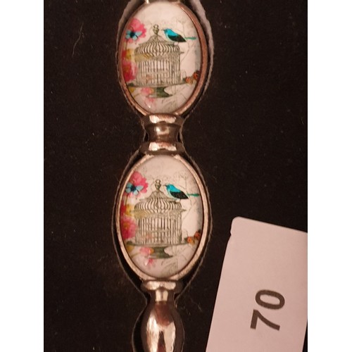 70 - Oriental Themed Ladies Magnifying Glass In Fitted Case