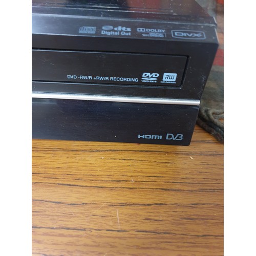 311 - Toshiba VHS Video Recorder To DVD Player With Remote