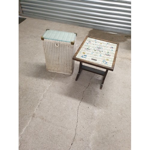 314 - Fire Screen /Folding Table And Linnen Basket