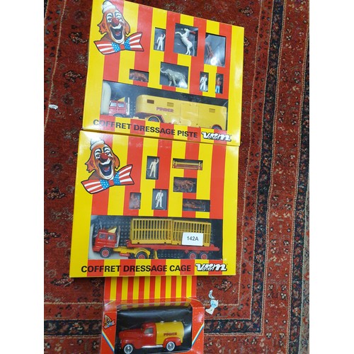 142A - Shelf Of Pinder Verem Boxed Circus Models