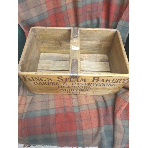 43 - Beautiful Little Advertising Crate In Near Mint Condition Kings Steam Bakery