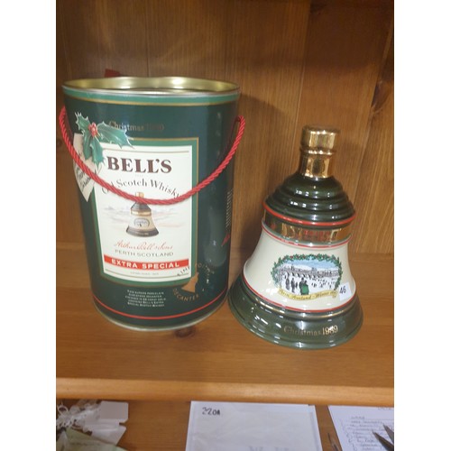 46 - Bells Scotch Whisky Decanter 1989 Full Sealed And Boxed