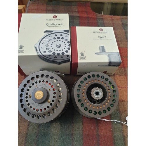 69 - A Hardy Brothers Viscount MK111 Large Arbor #10/11 Salmon Fly Reel With Line And Backing Also Hardy ... 