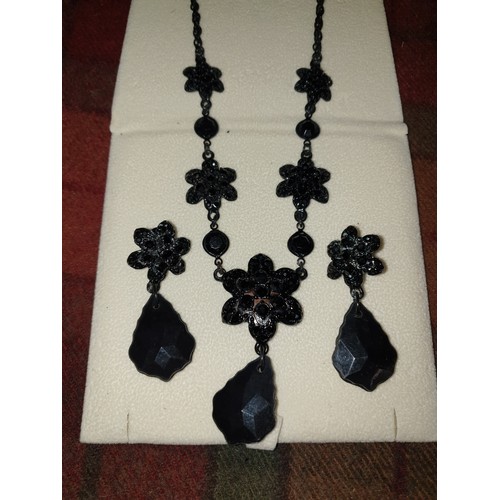 47 - A Black Jet Necklace And Earrings Set With Designer Necklace With Large Pendant