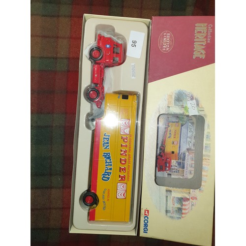 95 - Corgi Die Cast Model Jean Richards Circus Truck And Trailer Mint Condtion Boxed