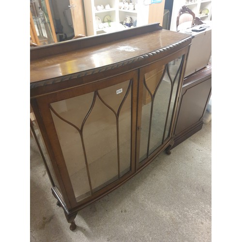 401 - 2 Door China Cabinet