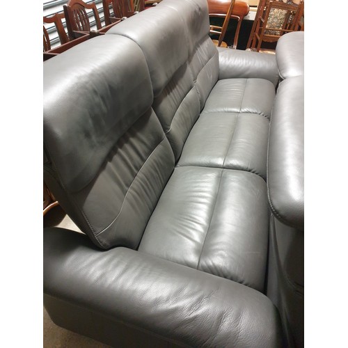 330 - A Ekorness Stressless Recliner Suite Comprising Large 3 Seater Couch And 2 Seater Couch Fully Reclin... 