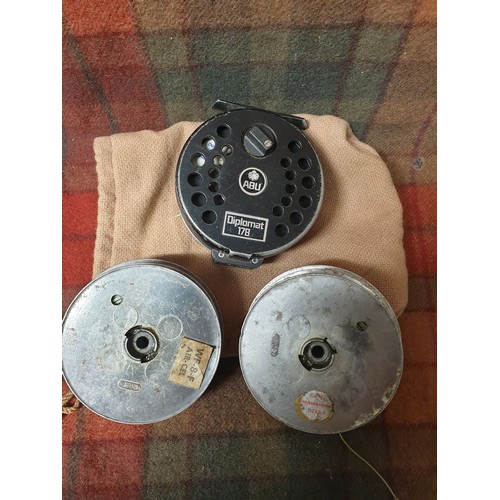 59 - Abu Diplomat Trout Fly Reel With 2 Spare Spools And 3 Lines