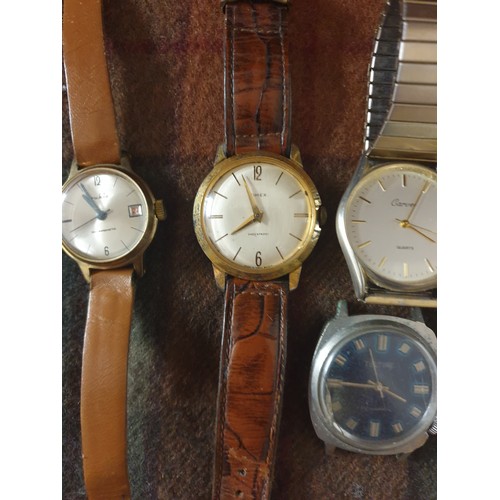 36 - A collection of 4 Gents 1960s Wind Up Watches includes timex watch