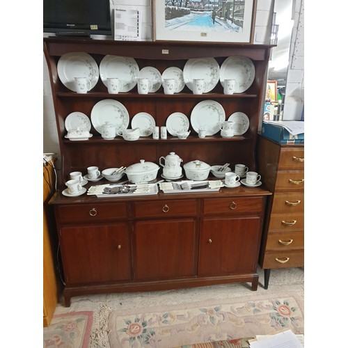 341 - A Large Dinner / Tea Service Tureens, Tea Pot Tea And Dinner Plates Cutlery Etc All Matching