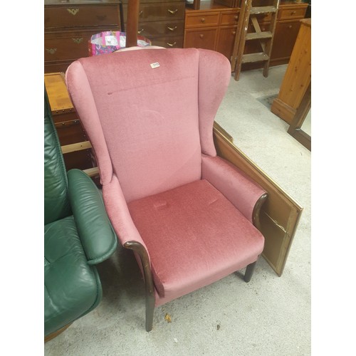 203 - A Ladies Pink Upholstery Gull Wing Easy Chair