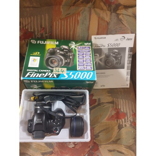 364 - Fujifilm Fine Pix S5000 Digital Camera Outfit Boxed