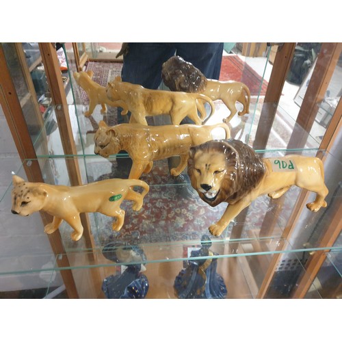 90D - Beswick Lion Family All Facing Left Lion, Lioness And Cub