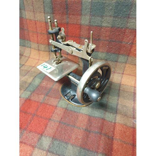 141 - Vintage Miniature Singer  Hand Wound 18 cms x 18 cms Sewing Machine   Just Needs Good Service