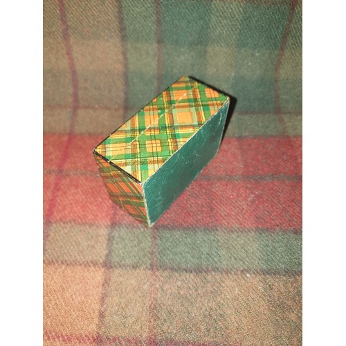 15 - Mauchlin Ware Tartan Snuff Box