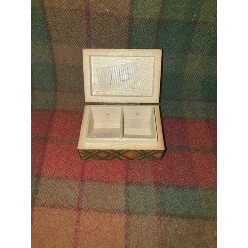 15 - Mauchlin Ware Tartan Snuff Box