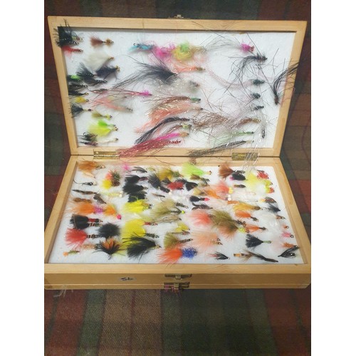 56 - Wooden Fly Box With 4 Trays Of Flies Aprox 420 Flies