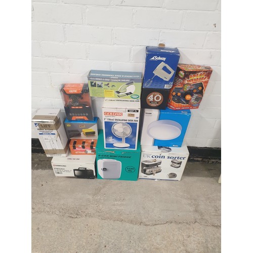 255 - Large Selection Of Boxed Electricals etc