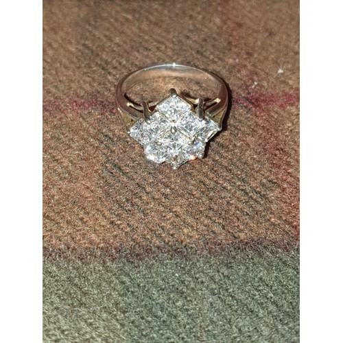 6 - Silver Ladies Cluster Ring Size P