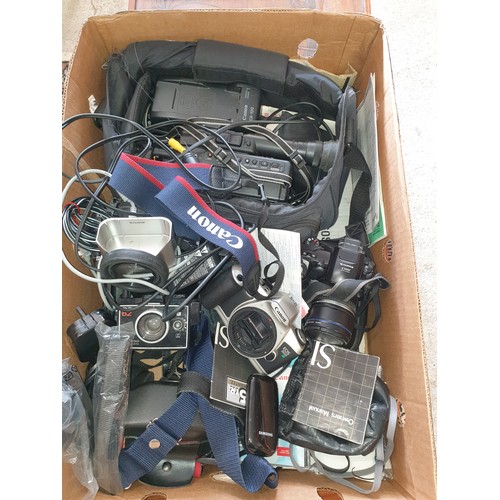 280 - Box Od Camera Equipment Camcorder  Fuiji Camera etc