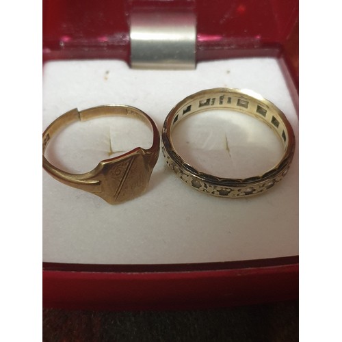 9 - 9ct Scrap Gold Signet Ring And 9ct Gold Eternity Ring 5.34g