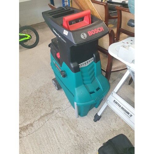 177 - Bosch Garden Shredder Turbine Cut System Hardly Used