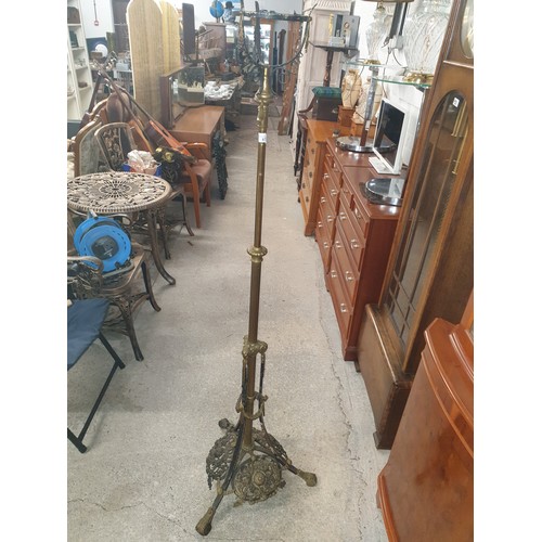 87 - Large Cast Metal Rise And Fall Victorian Oil Lamp Holder Stand