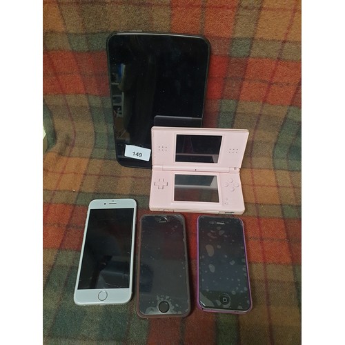 149 - Nintendo DS Tesco Huddle And 3 Mobile Phones