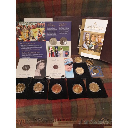 9T - Selection Of Mint Coins Queen Elizabeth 11 And House Of Windsor Mint Coins And Certificates