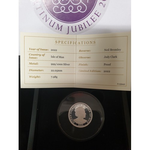 9U - 2022 Queen Elizabeths Platignum Jubilee Pure Silver 999 Sovereign With Box And Certificate Mint