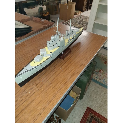 125 - Large Hand Carved Scratch Built Hms Newcastle Built In 1943 In Hunter Shipyard [86cm Length x 30 cms... 