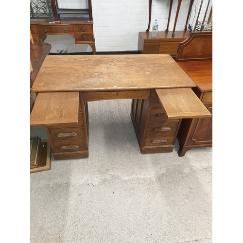 211 - Solid Oak Knee Hole Writing Desk