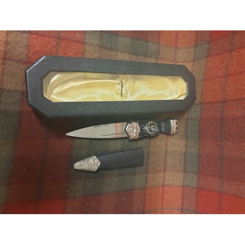 31 - Scottish Ski An Dhu With Presentation Case