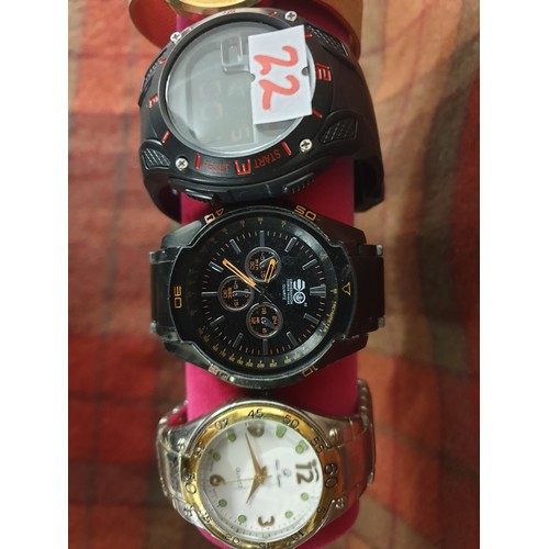 22 - 5 Assorted Gents Wrist Watches