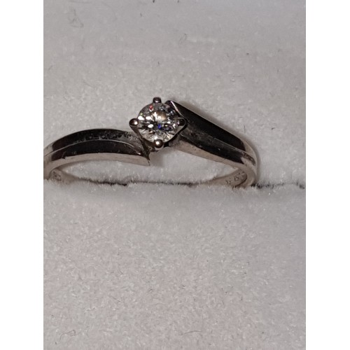 2 - 18 Ct Gold Solitaire Diamond Ring