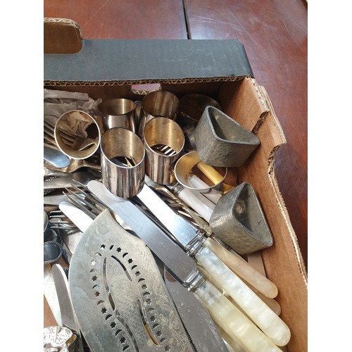 216 - A Large Selection Of EP Cutlery Etc All Handles [Tested]