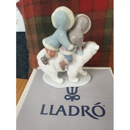 135 - Rare Lladro Eskimo Riders With Original Box