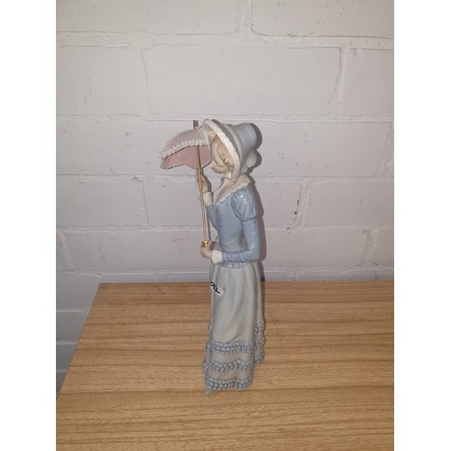 92 - Large Rare Lladro Figure Lady With Parasol Stands [30cm tall] [Parasol Screws Off For Transportation... 