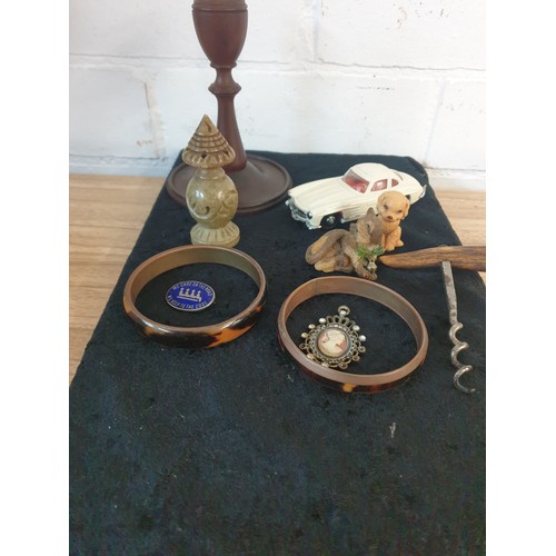 140 - Small Box Of Collectables